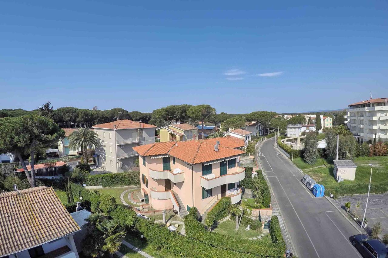 Case Sobrini Vada Esterno foto
